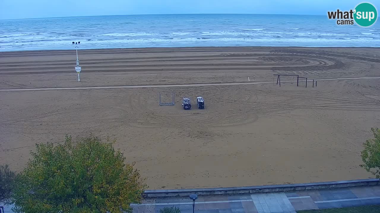 Spletna kamera Bibione plaža – pogled iz Ashanti ApartHotela