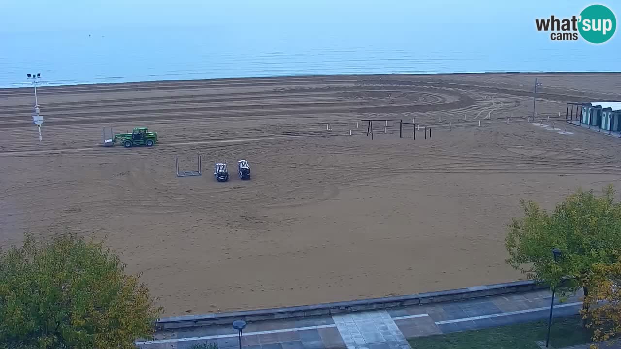 Spletna kamera Bibione plaža – pogled iz Ashanti ApartHotela
