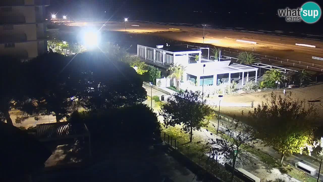 Spletna kamera Bibione plaža – pogled iz Ashanti ApartHotela