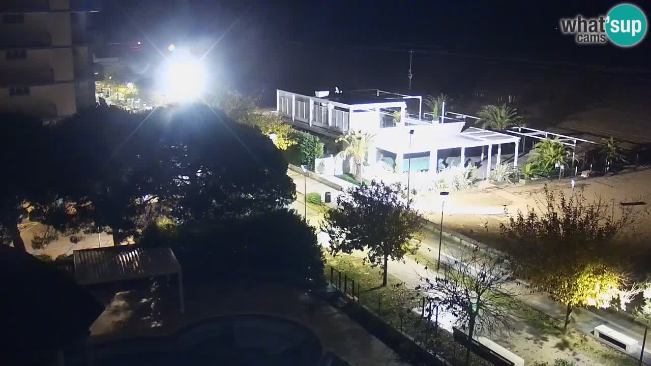 Spletna kamera Bibione plaža – pogled iz Ashanti ApartHotela