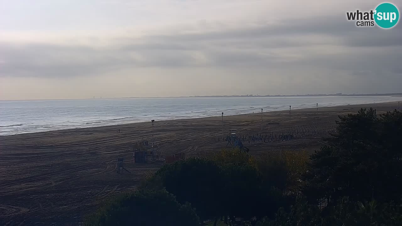 Web kamera Bibione plaža – pogled sa Ashanti ApartHotela