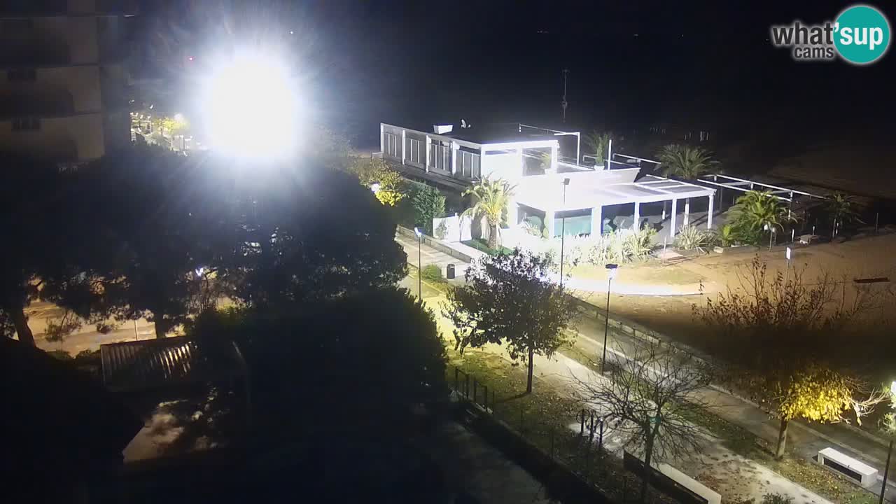 Spletna kamera Bibione plaža – pogled iz Ashanti ApartHotela