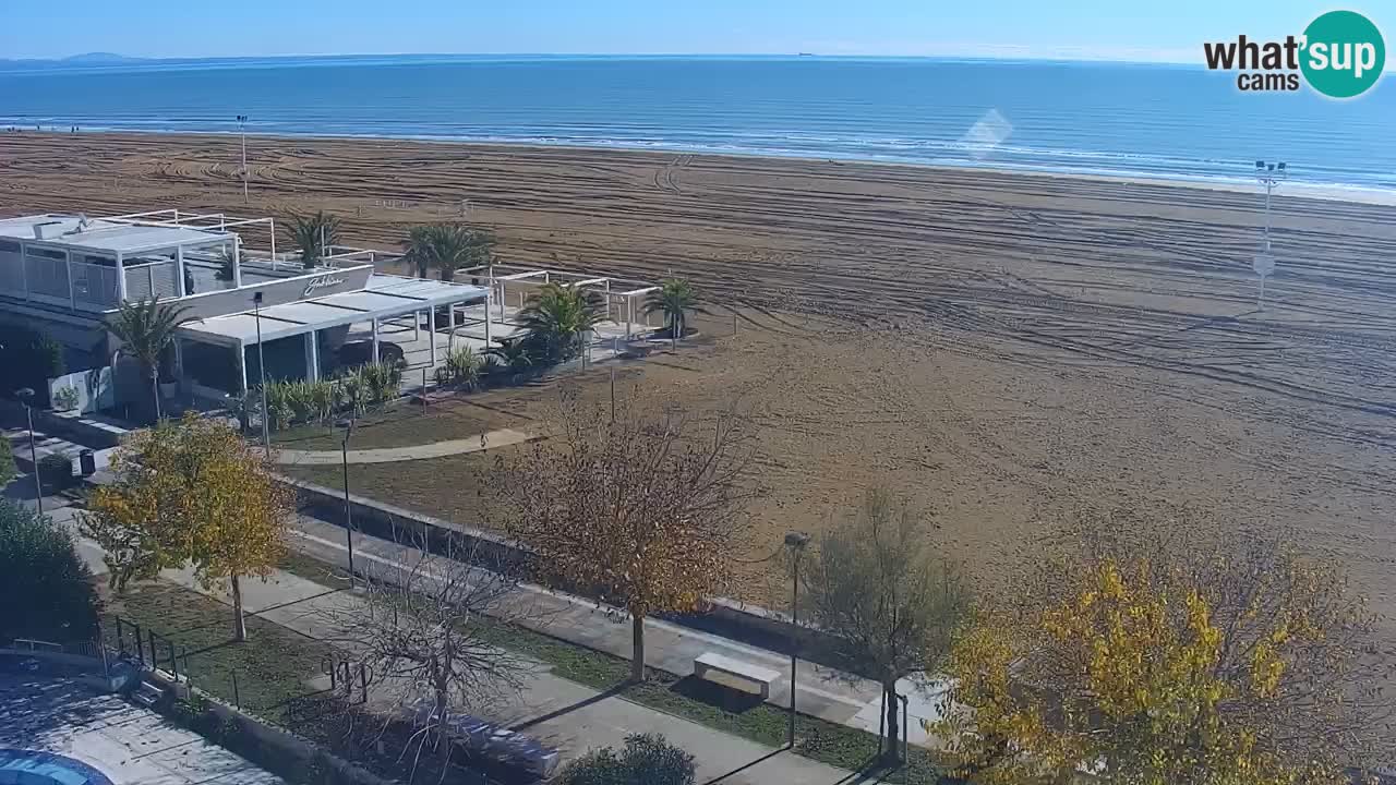 Spletna kamera Bibione plaža – pogled iz Ashanti ApartHotela