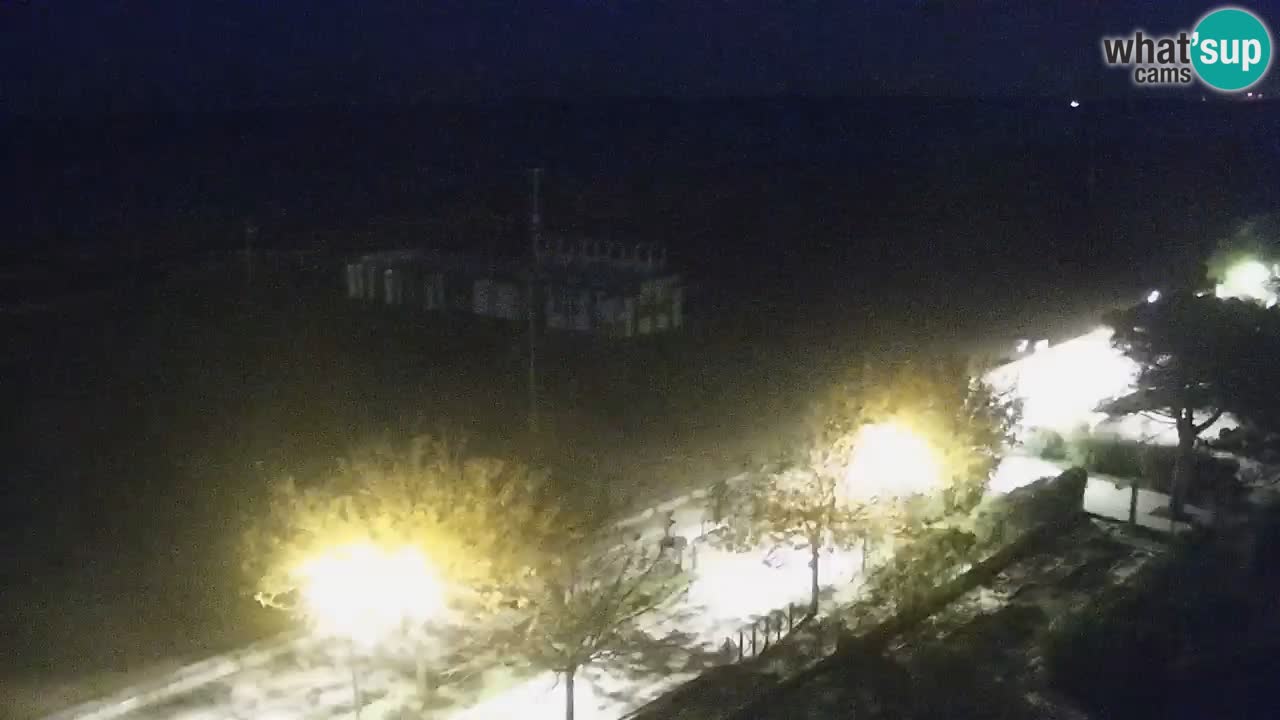 Spletna kamera Bibione plaža – pogled iz Ashanti ApartHotela