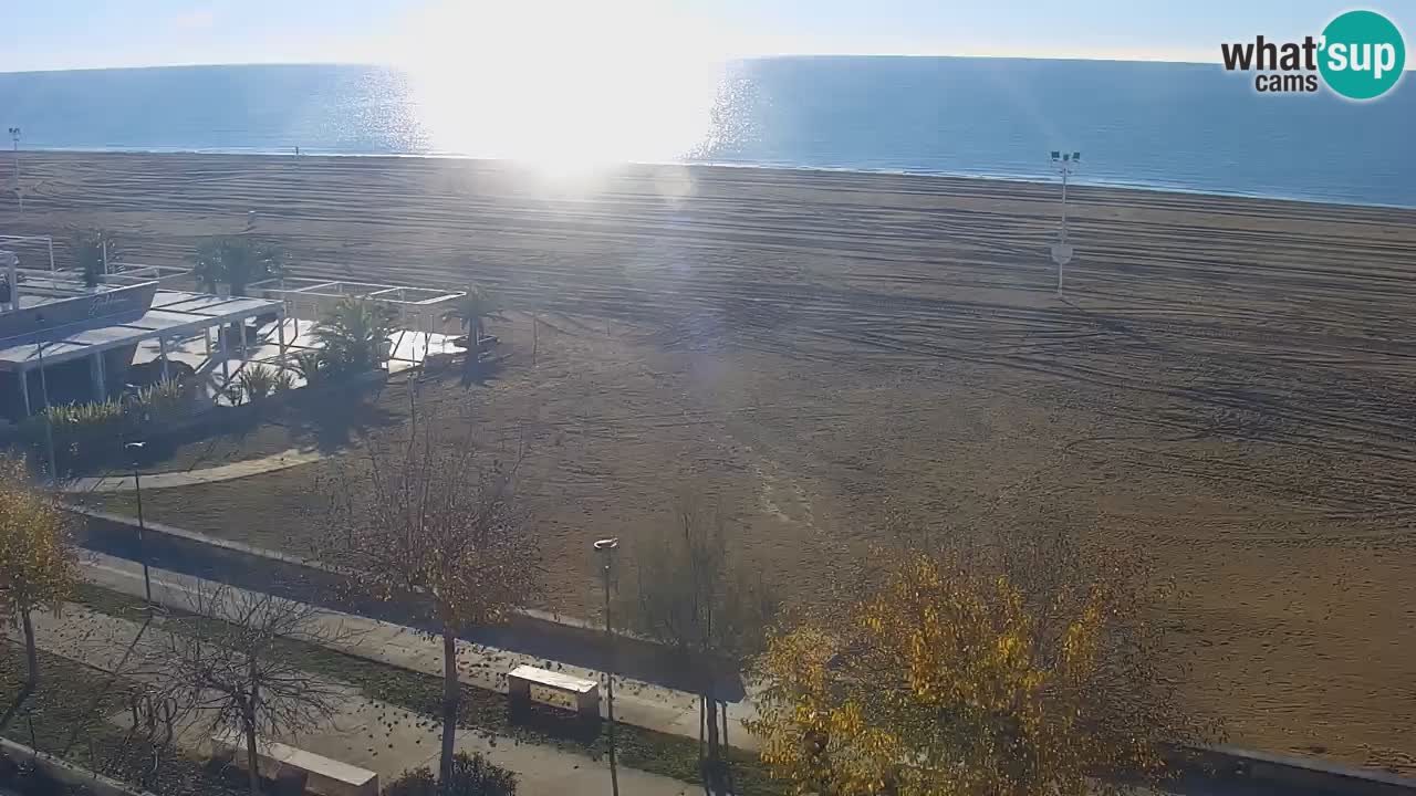 Spletna kamera Bibione plaža – pogled iz Ashanti ApartHotela