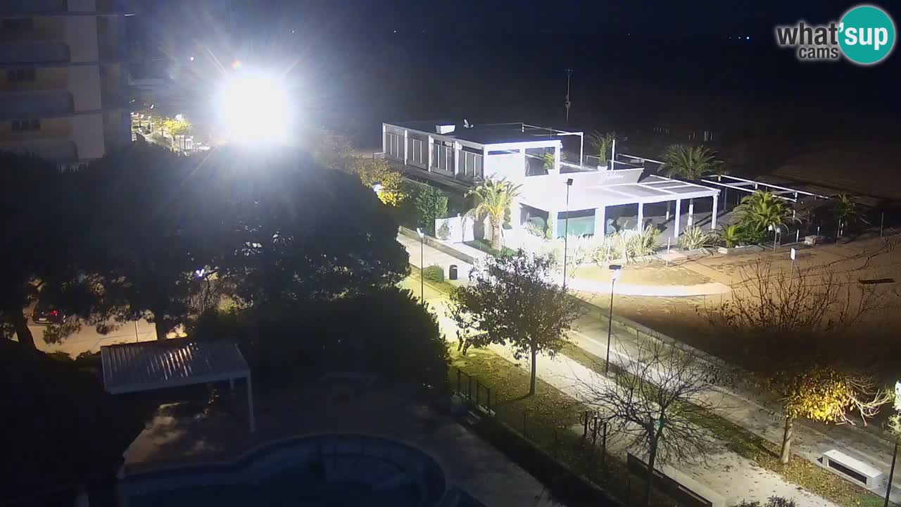 Spletna kamera Bibione plaža – pogled iz Ashanti ApartHotela