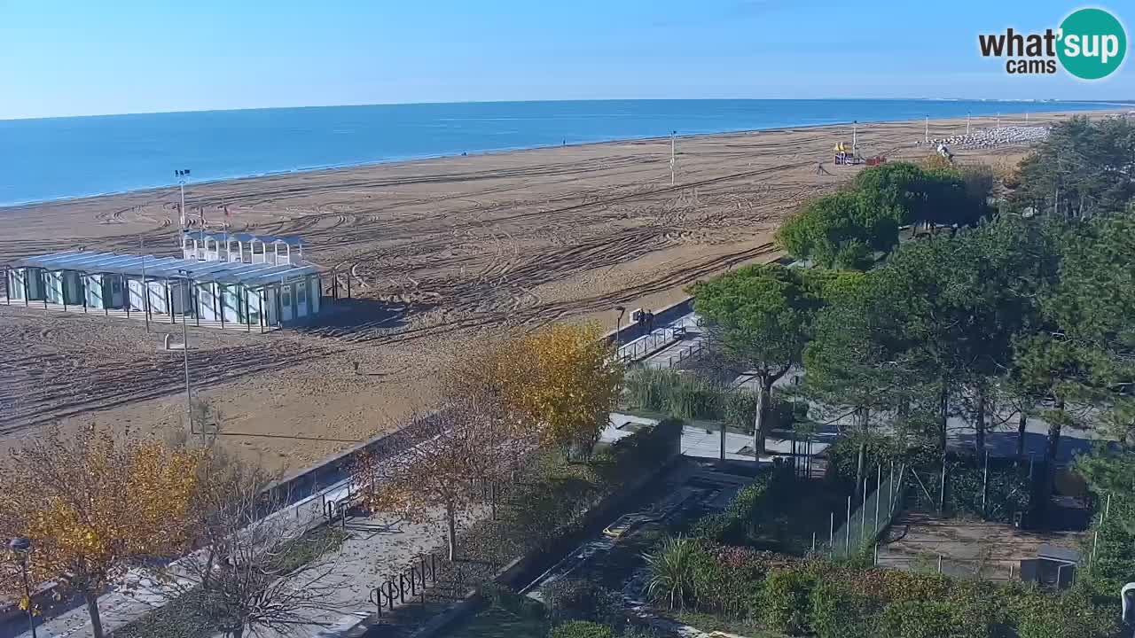 Spletna kamera Bibione plaža – pogled iz Ashanti ApartHotela