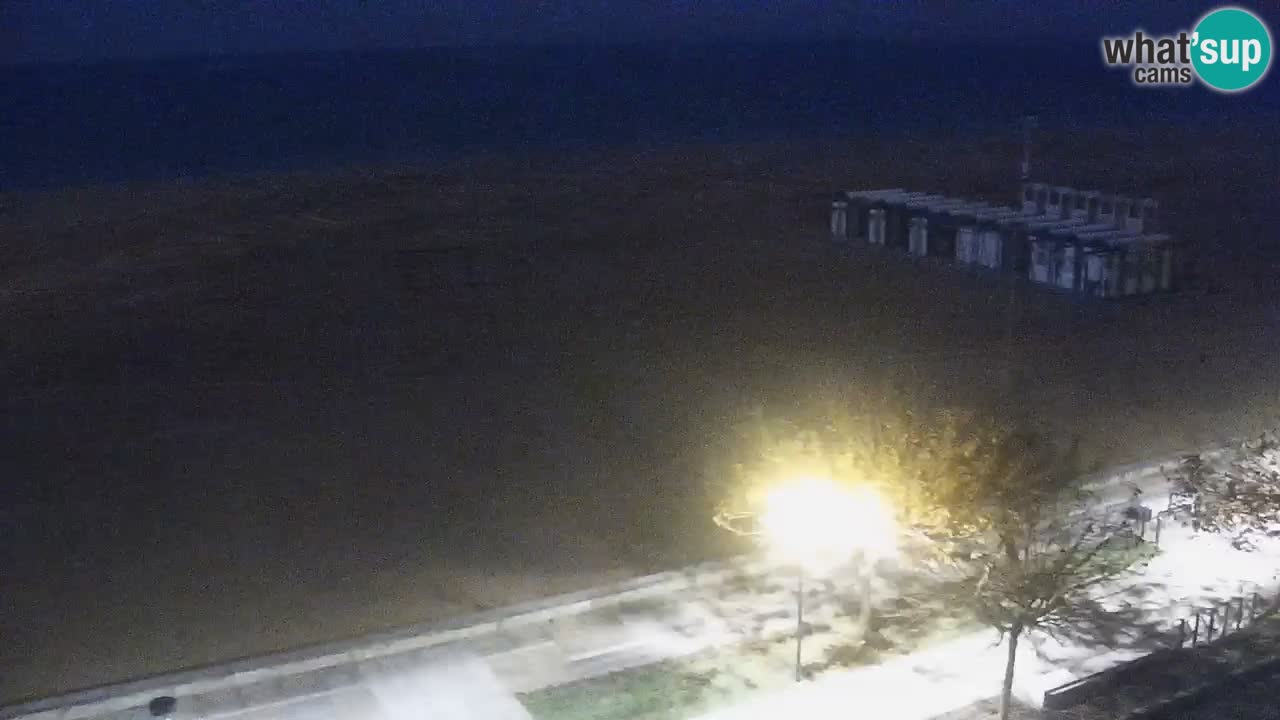 Spletna kamera Bibione plaža – pogled iz Ashanti ApartHotela