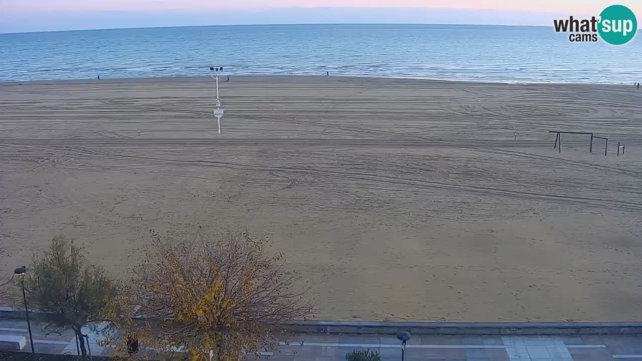 Spletna kamera Bibione plaža – pogled iz Ashanti ApartHotela