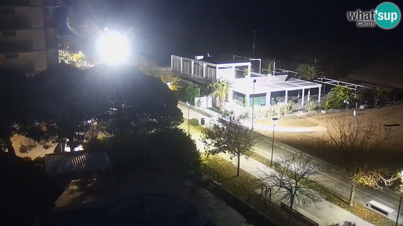 Spletna kamera Bibione plaža – pogled iz Ashanti ApartHotela