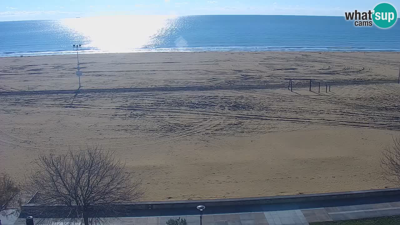 Spletna kamera Bibione plaža – pogled iz Ashanti ApartHotela