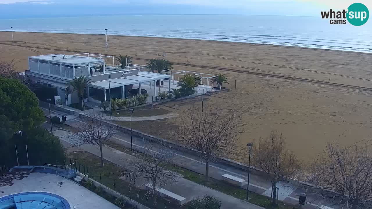 Spletna kamera Bibione plaža – pogled iz Ashanti ApartHotela