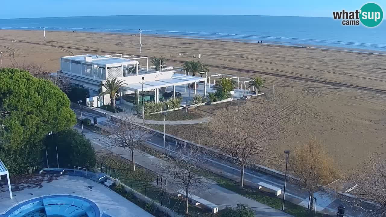 Spletna kamera Bibione plaža – pogled iz Ashanti ApartHotela