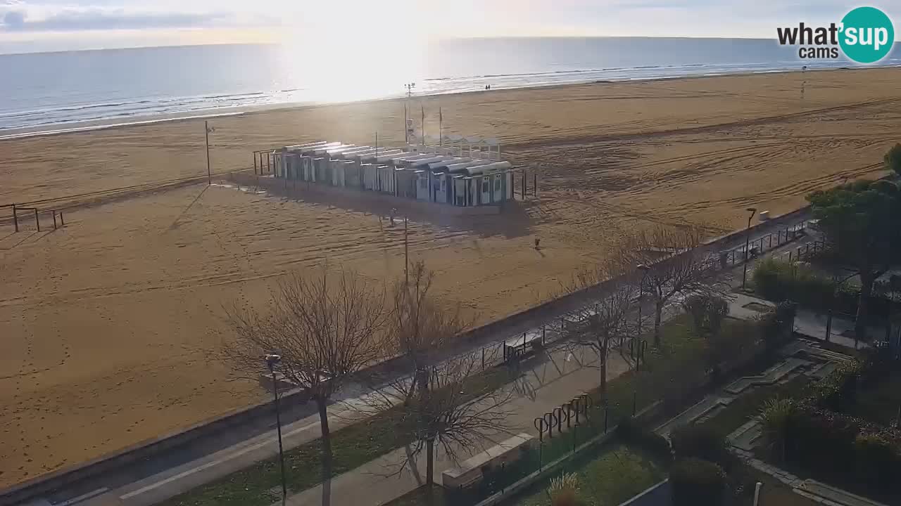 Spletna kamera Bibione plaža – pogled iz Ashanti ApartHotela