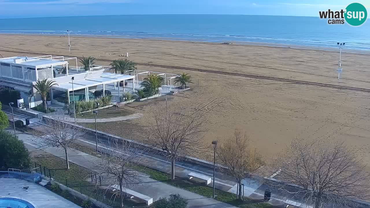 Spletna kamera Bibione plaža – pogled iz Ashanti ApartHotela