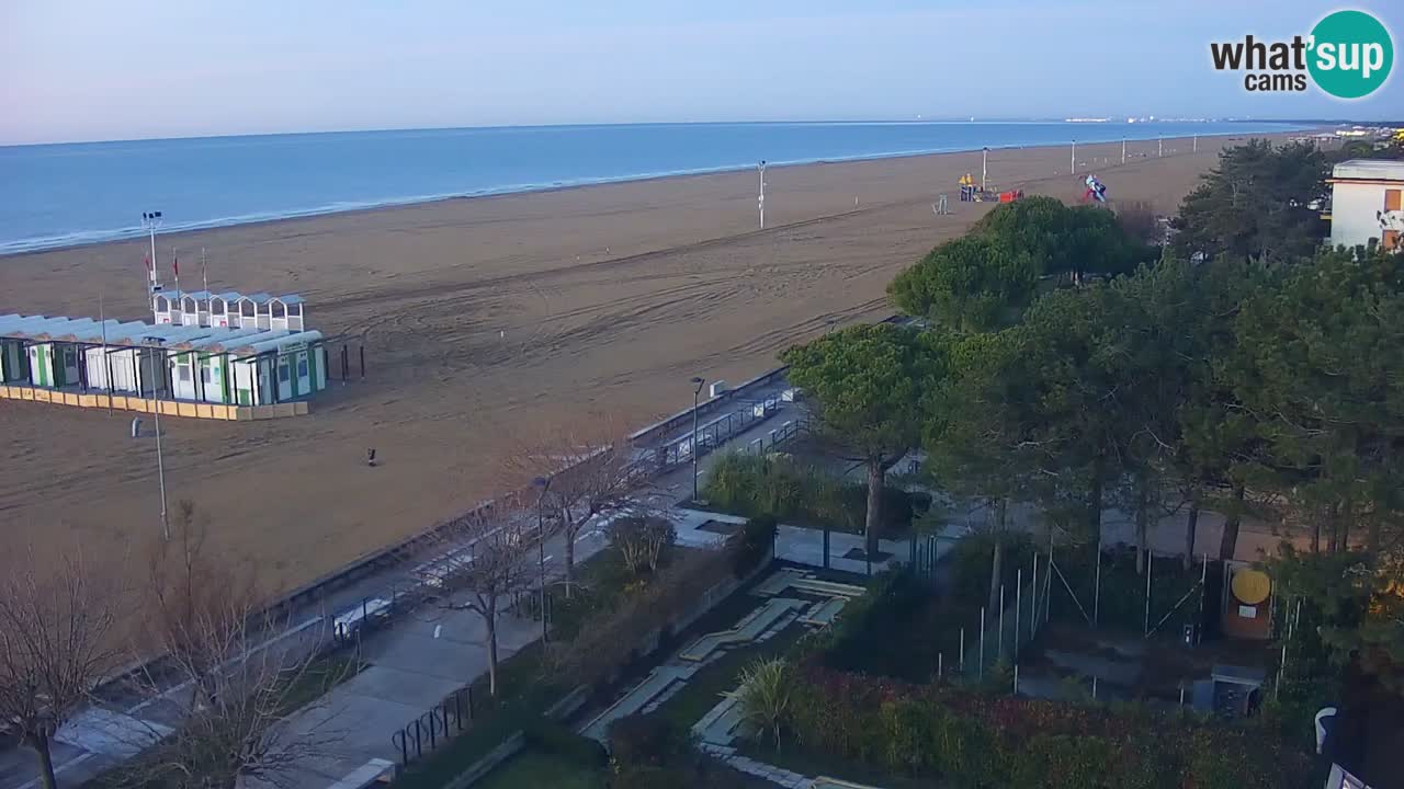 Web kamera Bibione plaža – pogled sa Ashanti ApartHotela