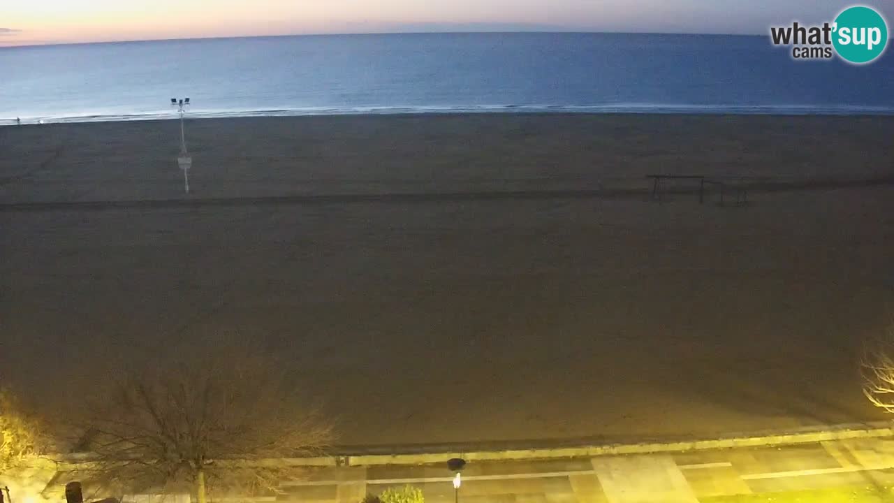 Spletna kamera Bibione plaža – pogled iz Ashanti ApartHotela