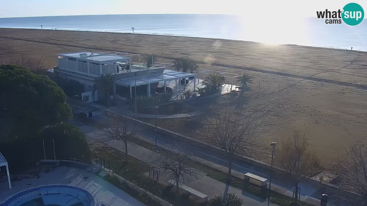 Spletna kamera Bibione plaža – pogled iz Ashanti ApartHotela