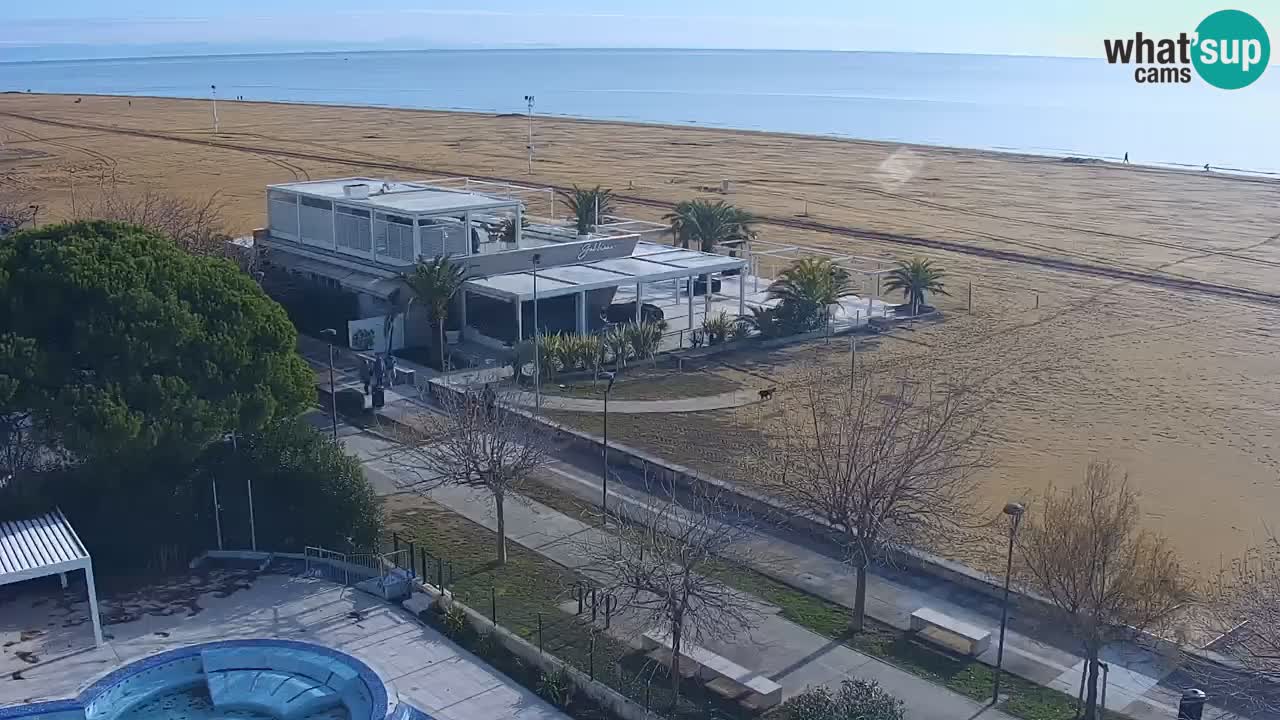 Spletna kamera Bibione plaža – pogled iz Ashanti ApartHotela