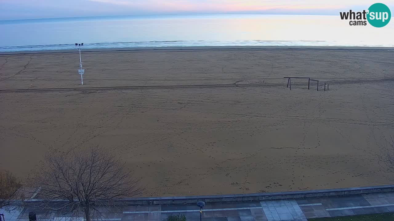 Spletna kamera Bibione plaža – pogled iz Ashanti ApartHotela