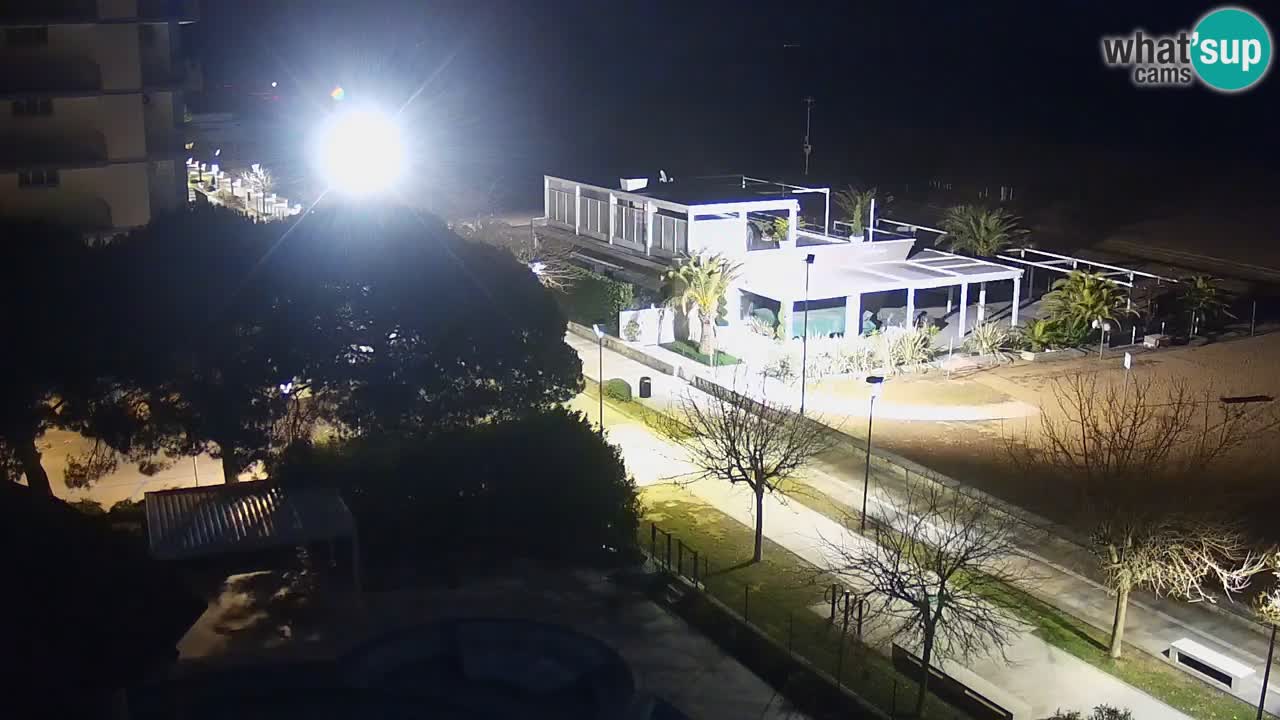 Spletna kamera Bibione plaža – pogled iz Ashanti ApartHotela