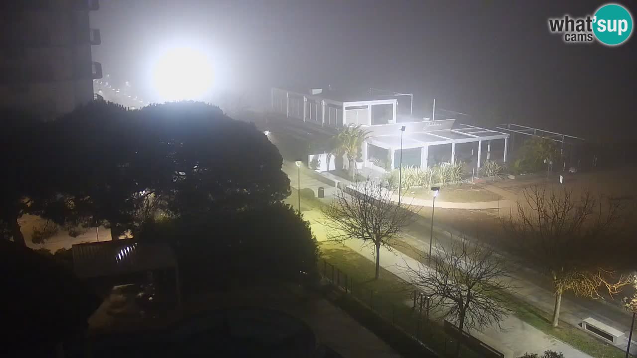 Web kamera Bibione plaža – pogled sa Ashanti ApartHotela