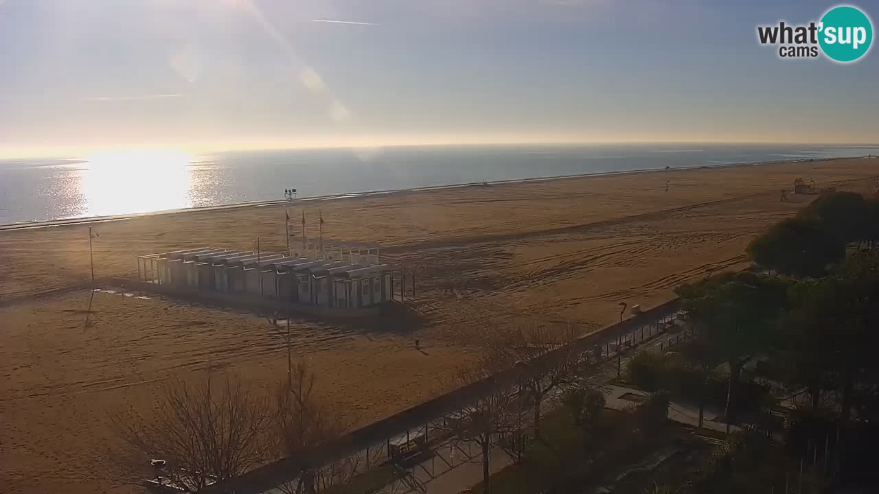 Spletna kamera Bibione plaža – pogled iz Ashanti ApartHotela