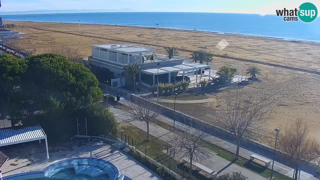 Spletna kamera Bibione plaža – pogled iz Ashanti ApartHotela