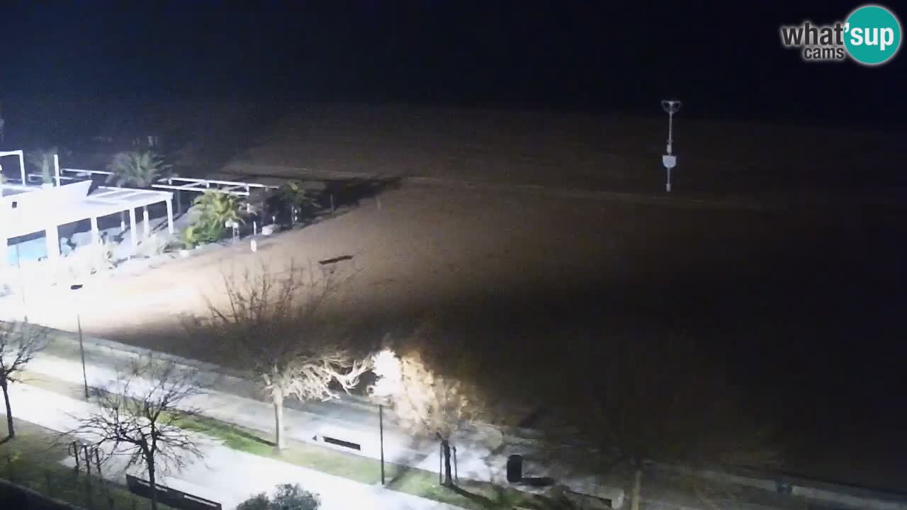 Spletna kamera Bibione plaža – pogled iz Ashanti ApartHotela