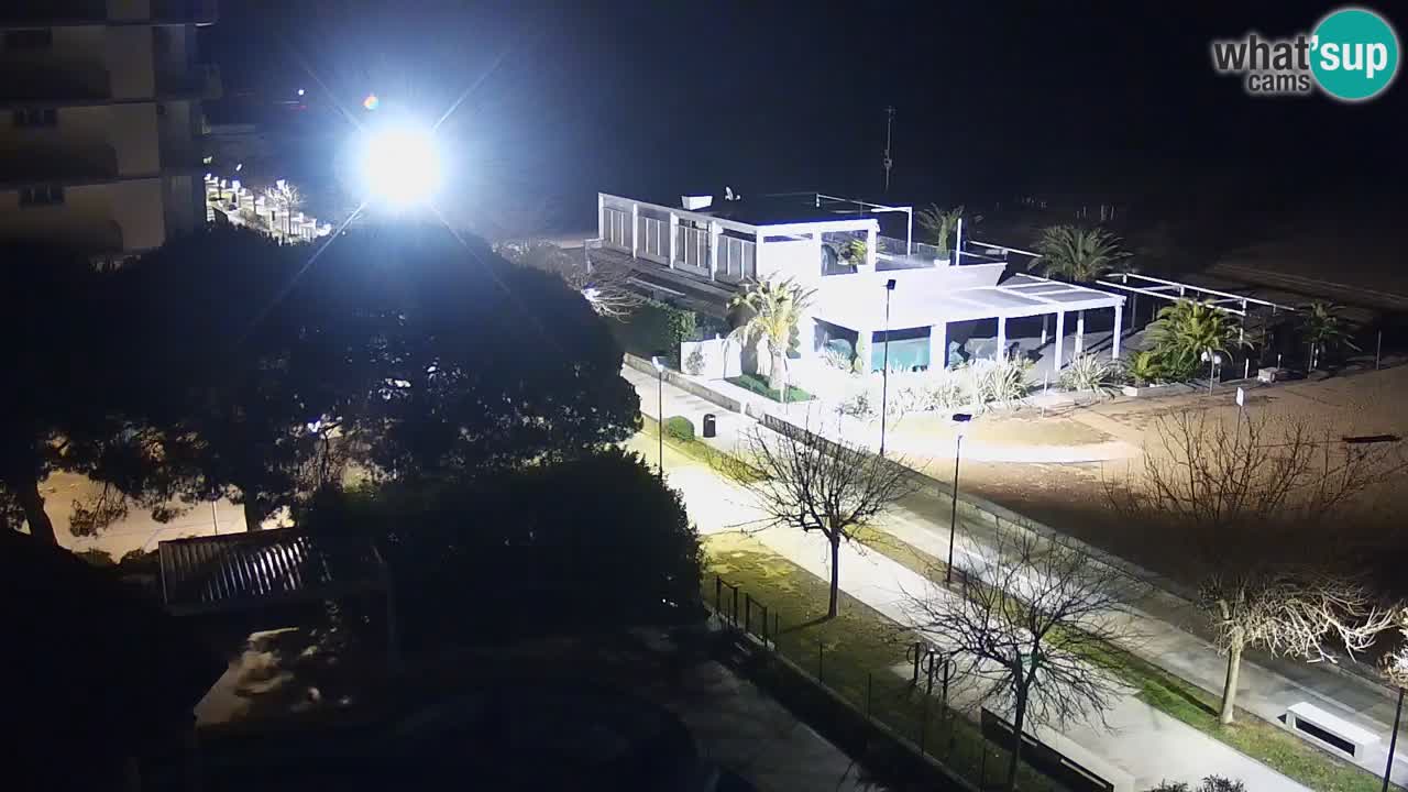 Spletna kamera Bibione plaža – pogled iz Ashanti ApartHotela