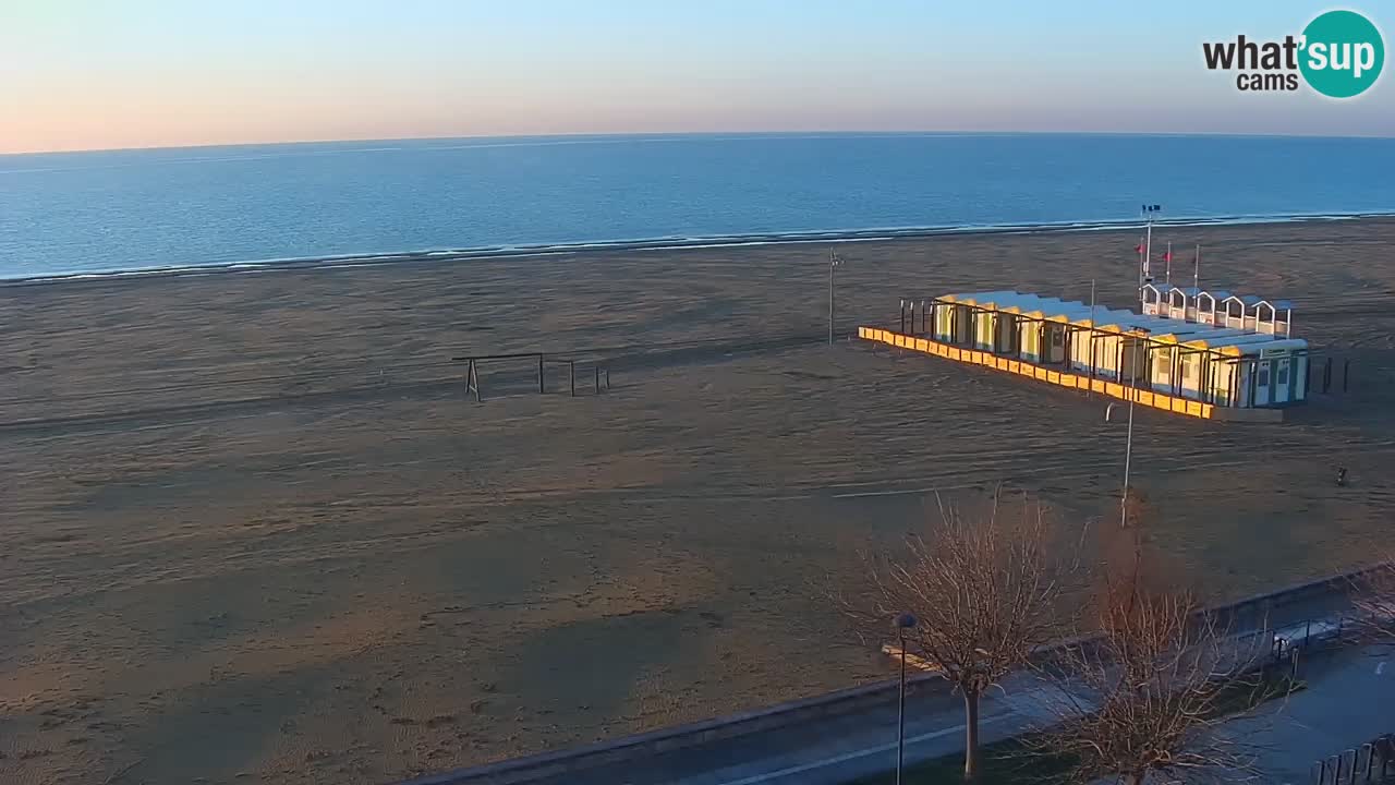 Spletna kamera Bibione plaža – pogled iz Ashanti ApartHotela