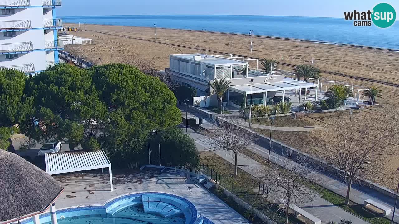 Spletna kamera Bibione plaža – pogled iz Ashanti ApartHotela
