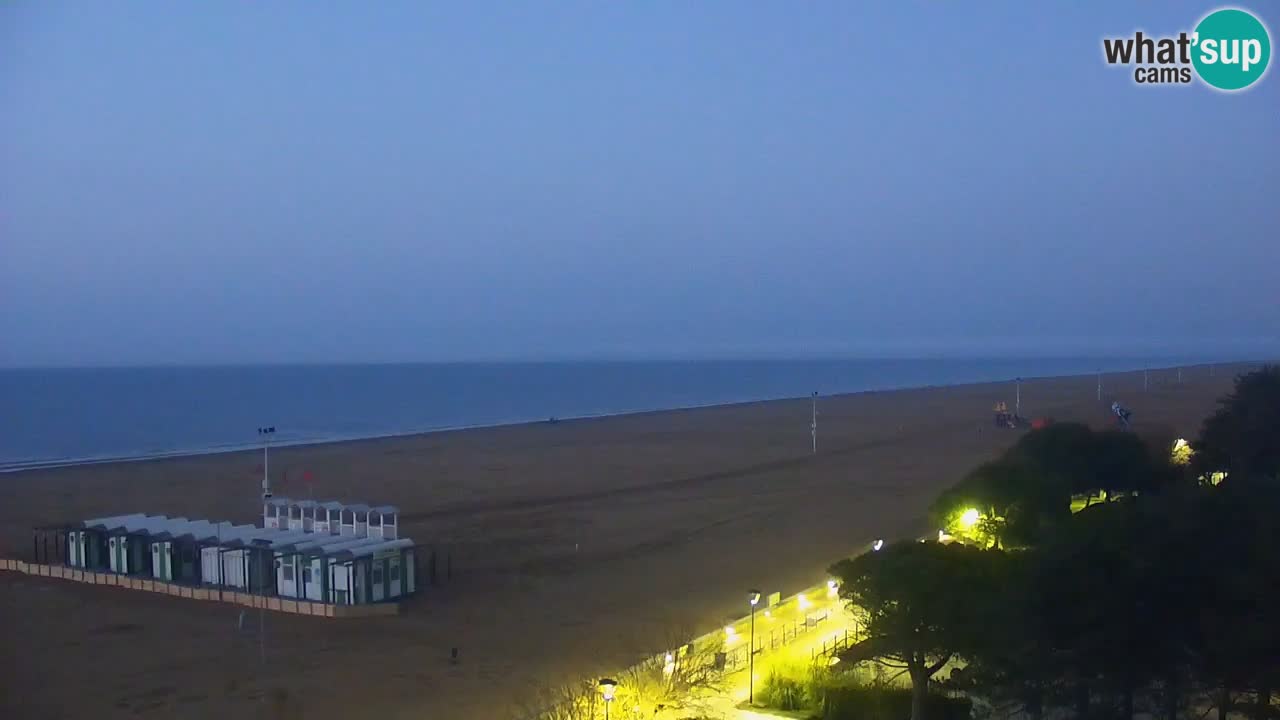 Spletna kamera Bibione plaža – pogled iz Ashanti ApartHotela