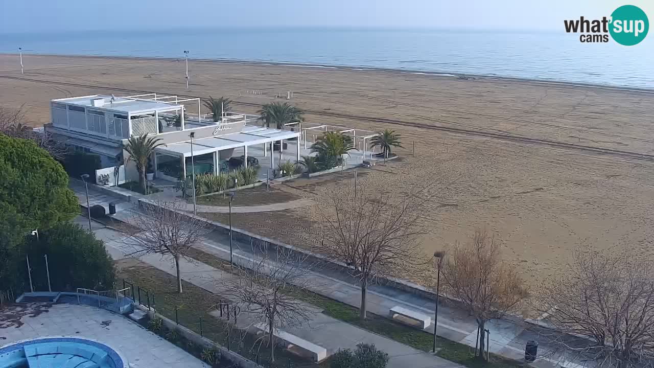 Spletna kamera Bibione plaža – pogled iz Ashanti ApartHotela