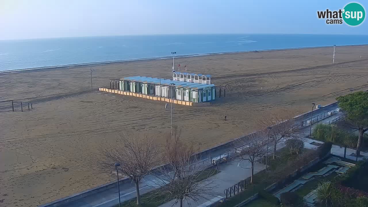 Spletna kamera Bibione plaža – pogled iz Ashanti ApartHotela