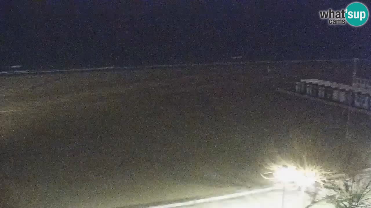 Spletna kamera Bibione plaža – pogled iz Ashanti ApartHotela