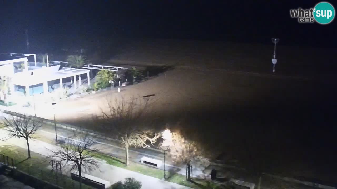 Spletna kamera Bibione plaža – pogled iz Ashanti ApartHotela