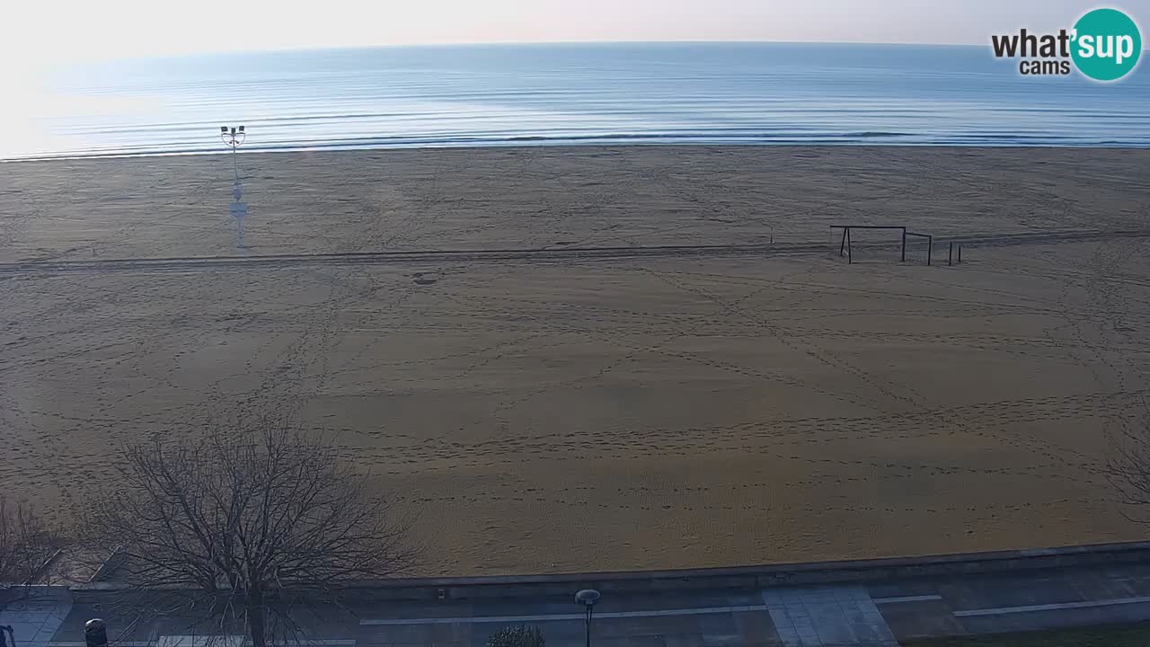 Spletna kamera Bibione plaža – pogled iz Ashanti ApartHotela