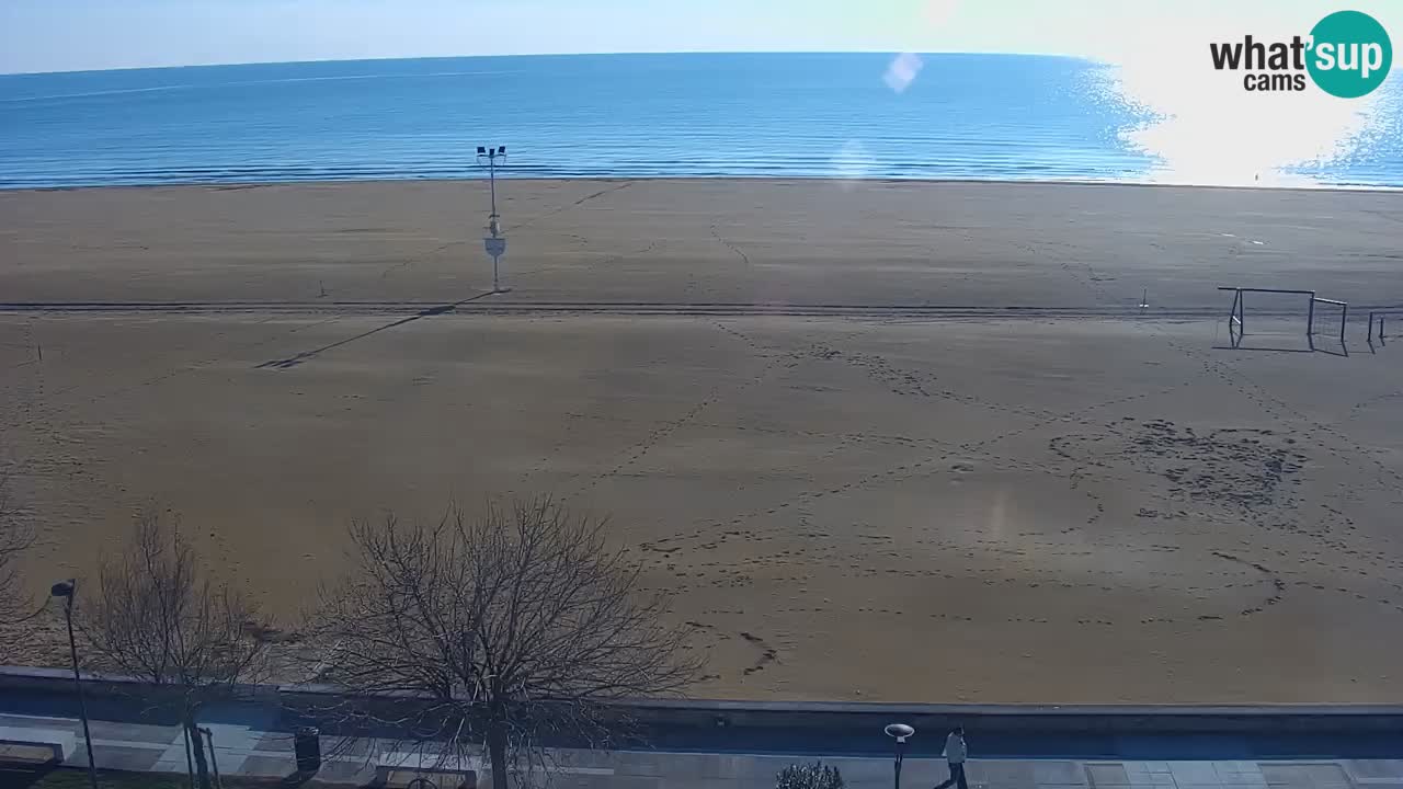 Spletna kamera Bibione plaža – pogled iz Ashanti ApartHotela