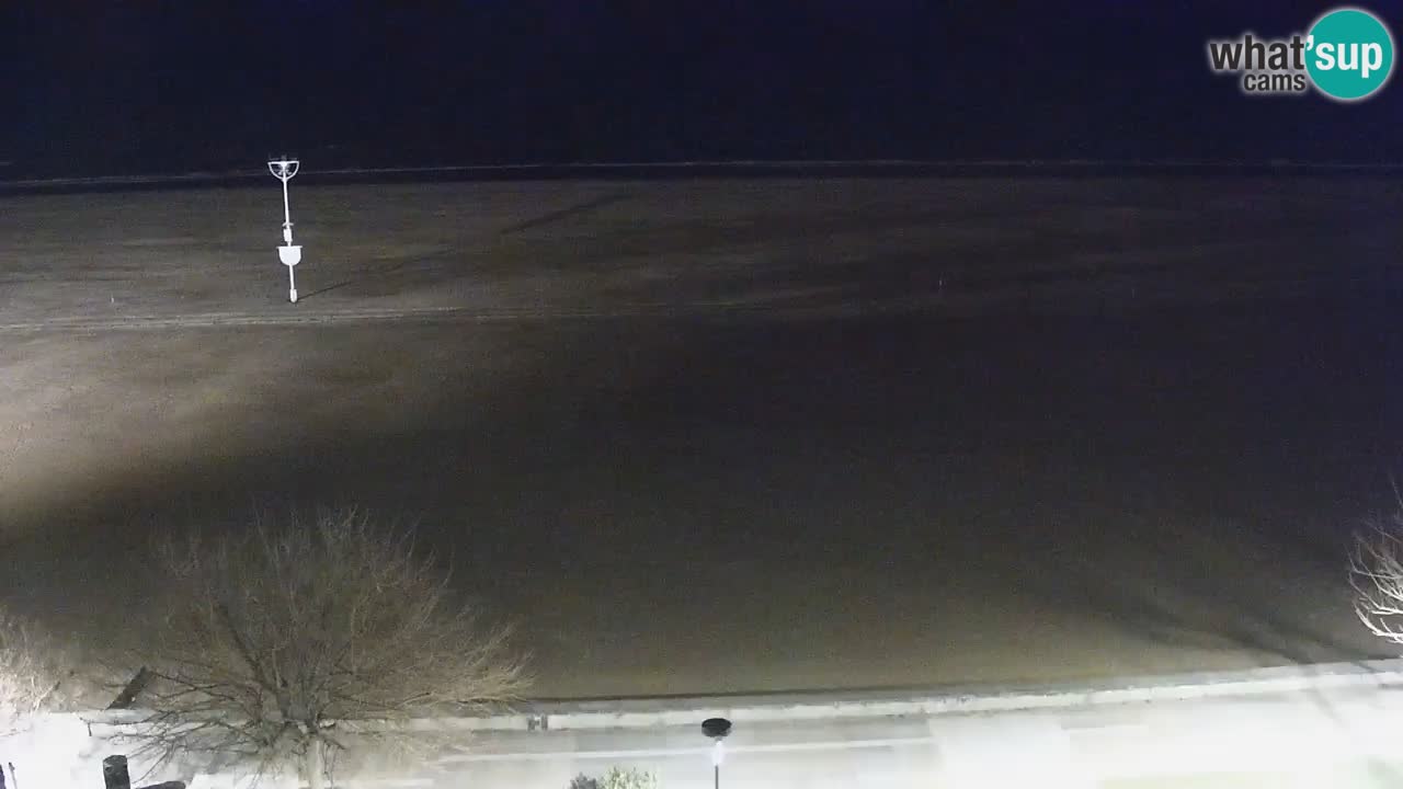 Spletna kamera Bibione plaža – pogled iz Ashanti ApartHotela