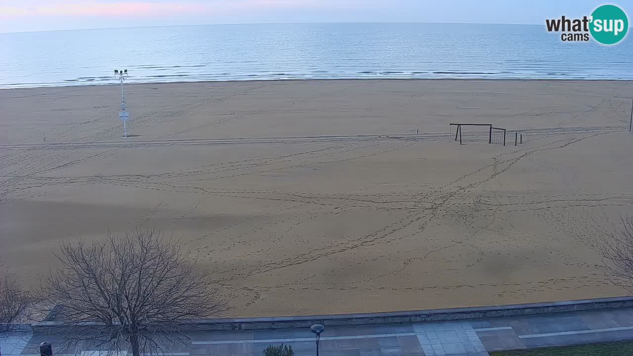 Spletna kamera Bibione plaža – pogled iz Ashanti ApartHotela
