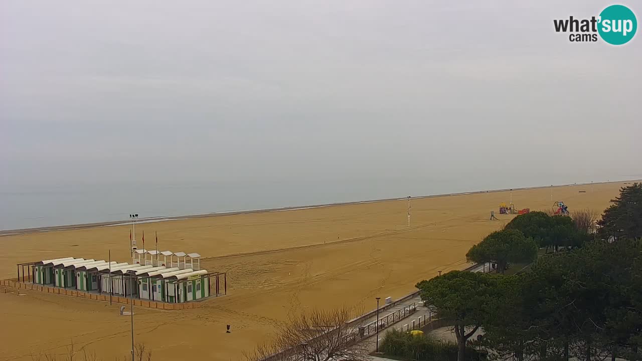 Spletna kamera Bibione plaža – pogled iz Ashanti ApartHotela