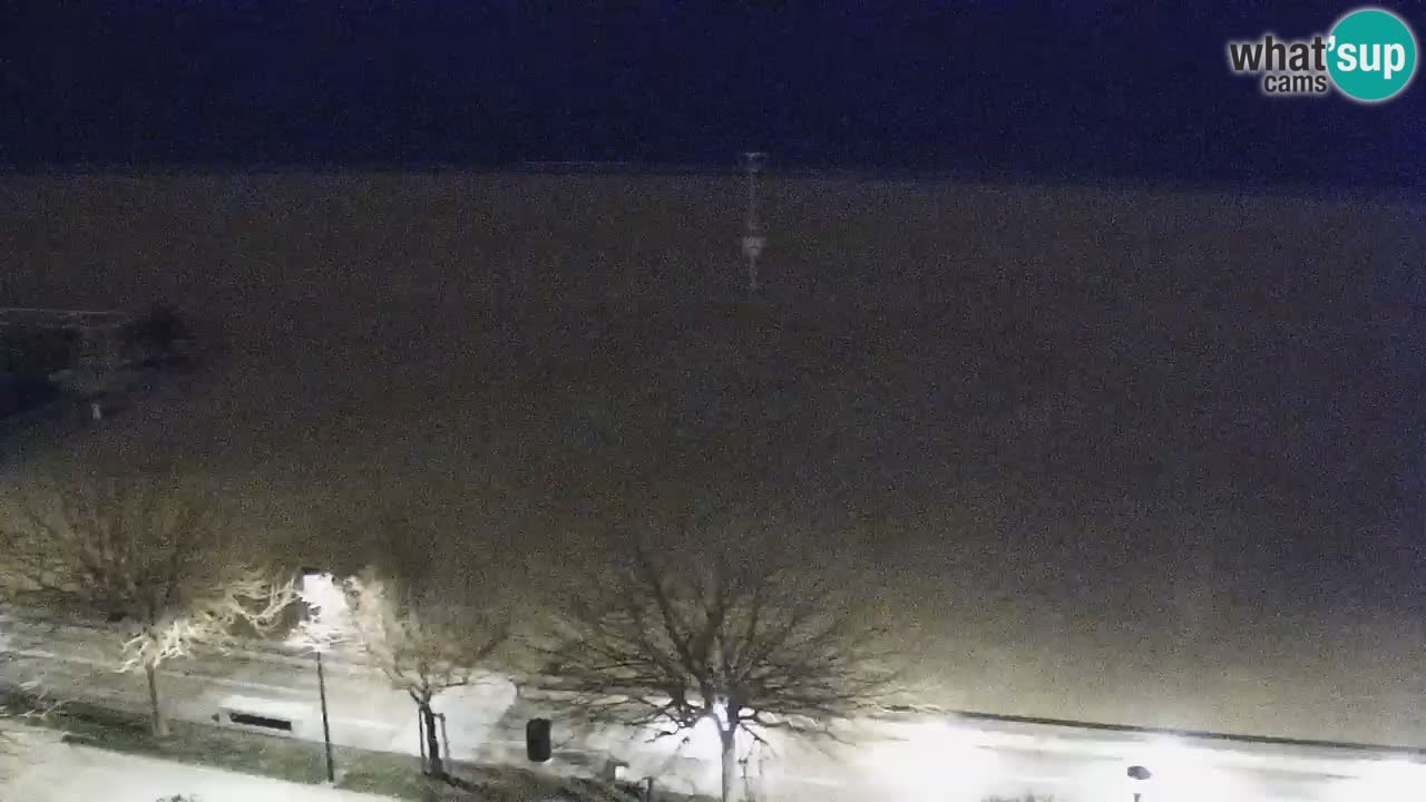 Web kamera Bibione plaža – pogled sa Ashanti ApartHotela