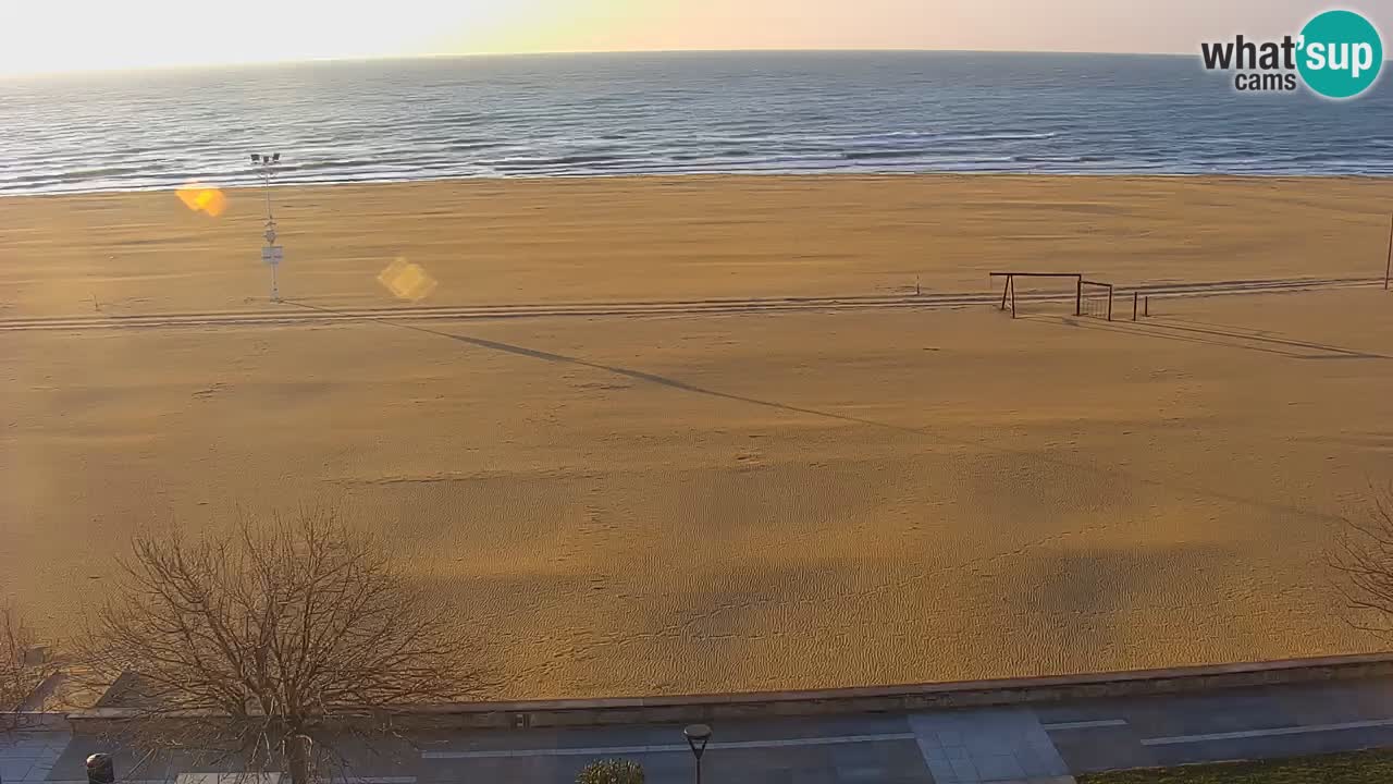 Spletna kamera Bibione plaža – pogled iz Ashanti ApartHotela