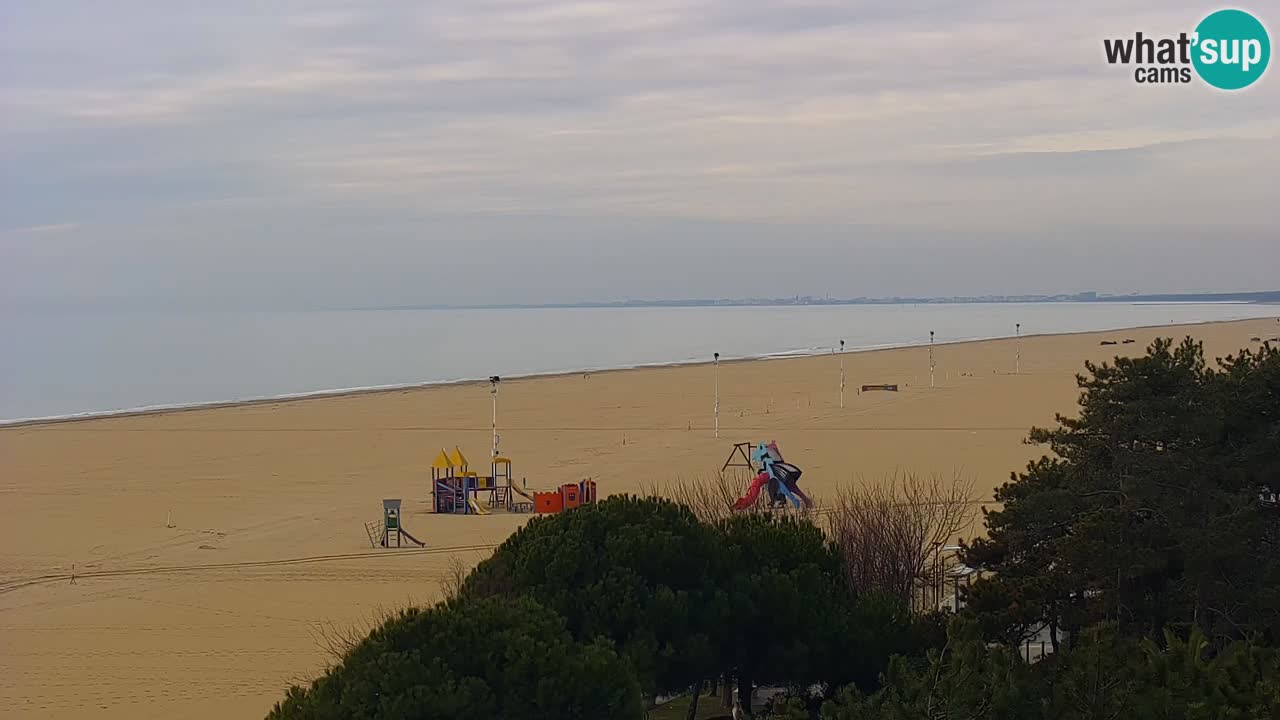 Spletna kamera Bibione plaža – pogled iz Ashanti ApartHotela