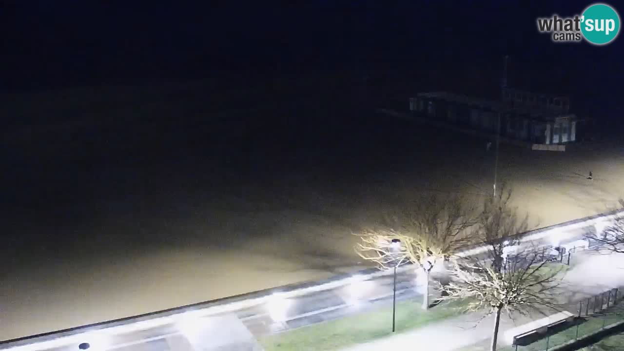 Spletna kamera Bibione plaža – pogled iz Ashanti ApartHotela