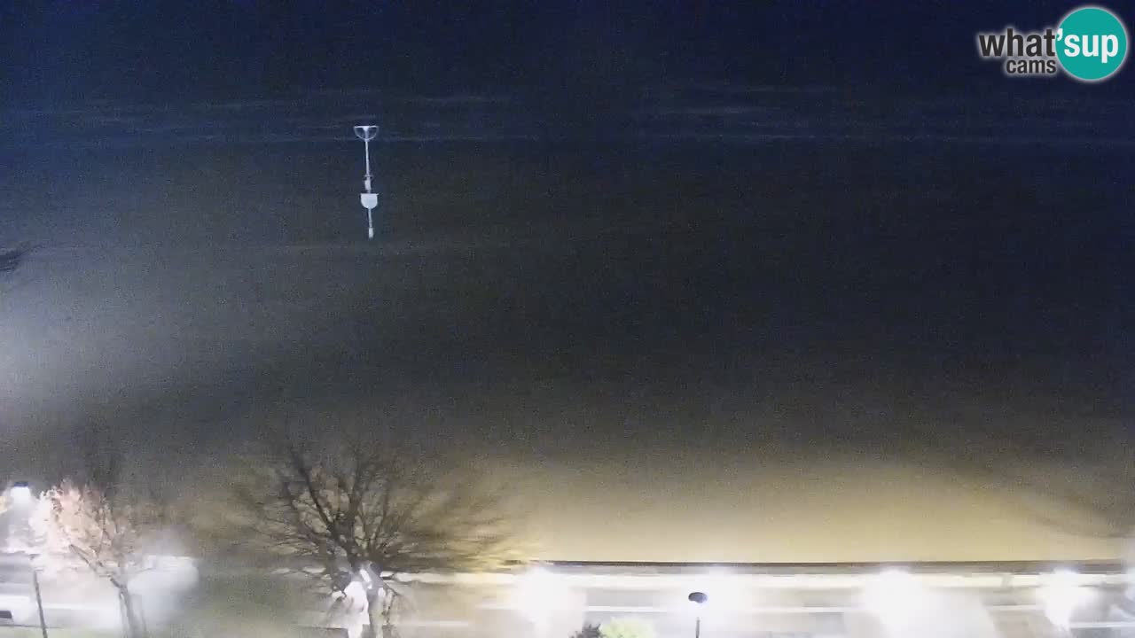 Spletna kamera Bibione plaža – pogled iz Ashanti ApartHotela