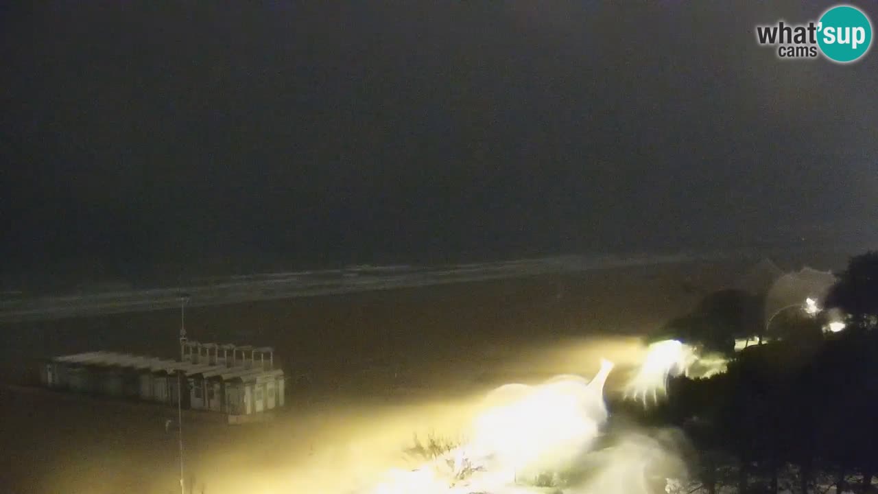 Spletna kamera Bibione plaža – pogled iz Ashanti ApartHotela