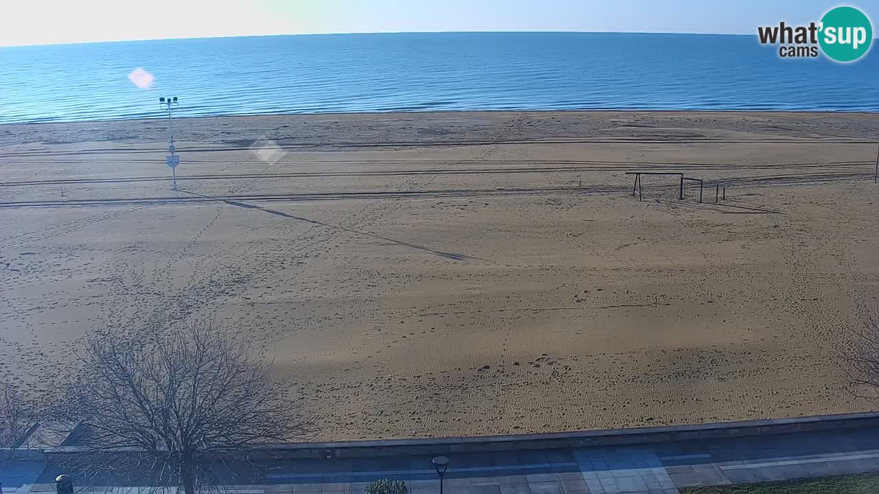 Spletna kamera Bibione plaža – pogled iz Ashanti ApartHotela