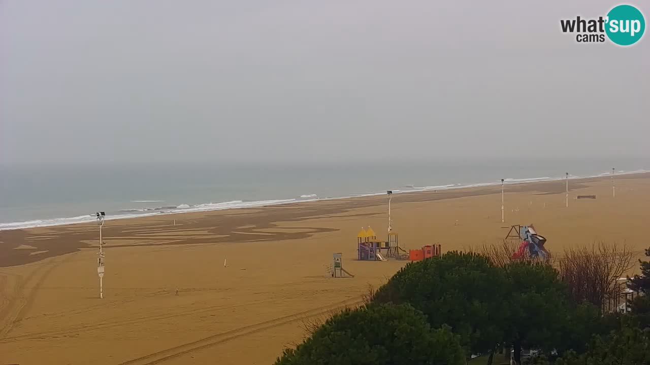 Spletna kamera Bibione plaža – pogled iz Ashanti ApartHotela